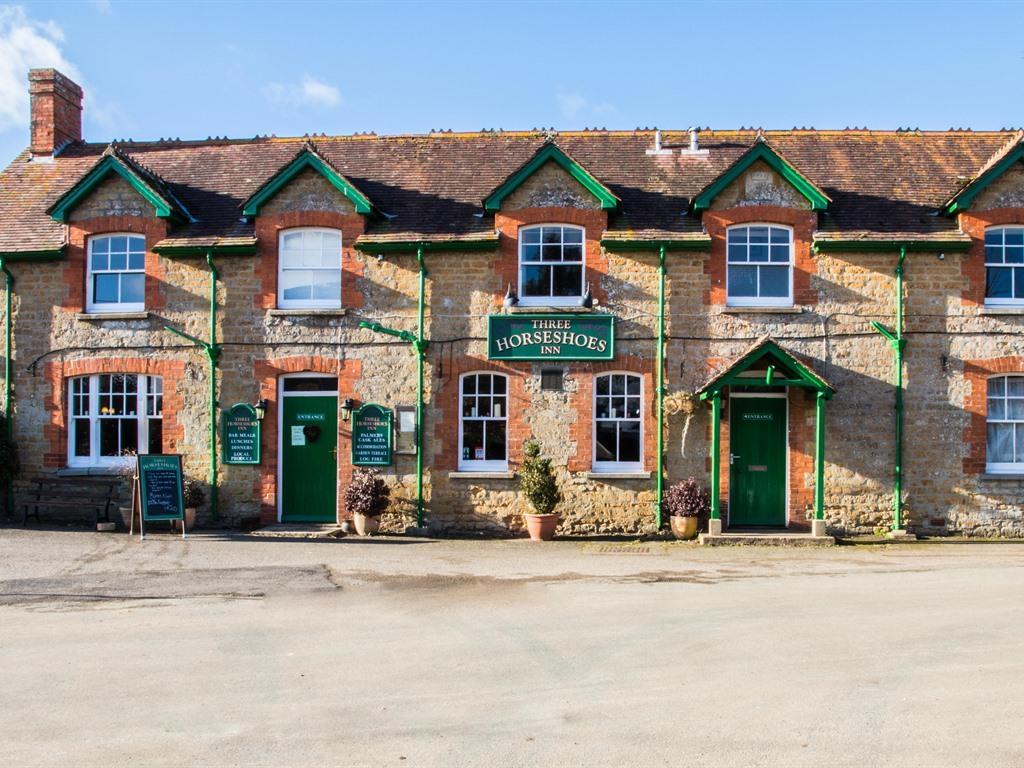 Three Horseshoes Inn Powerstock Extérieur photo