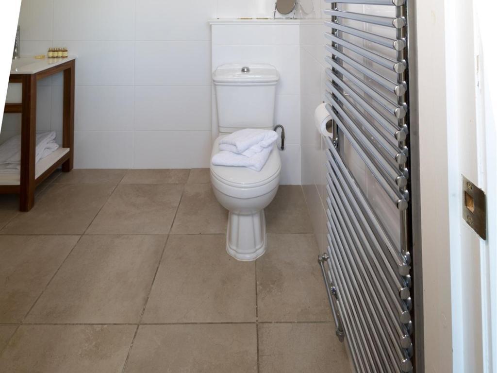 Three Horseshoes Inn Powerstock Chambre photo