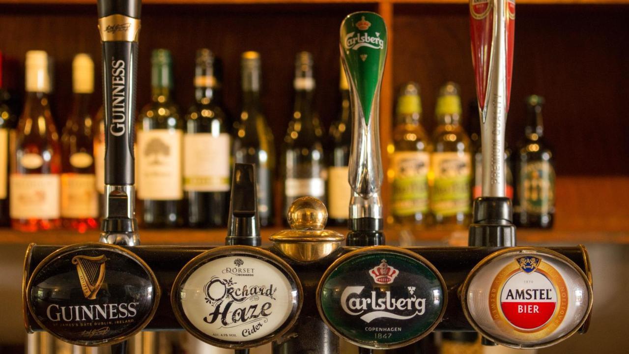 Three Horseshoes Inn Powerstock Extérieur photo